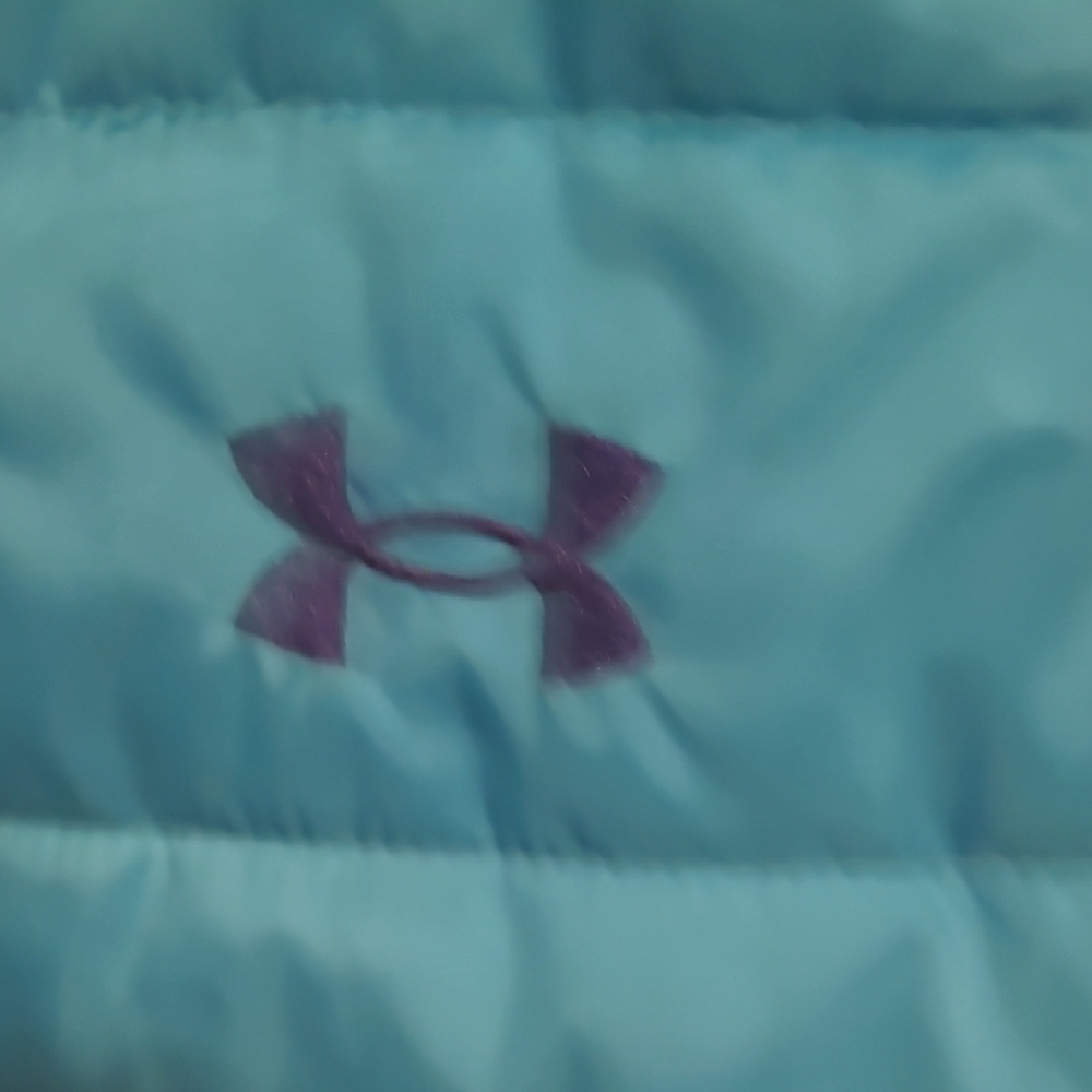 Under Armour Blue Puffer Jacket with Quilted Design Youth Medium - Picture 3 of 6